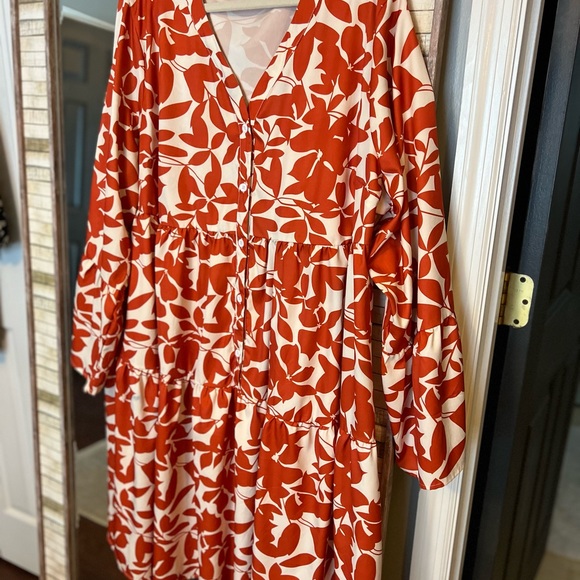 SHEIN dress. NWOT. Cream color w/rust colored orange leaves. - Picture 7 of 8